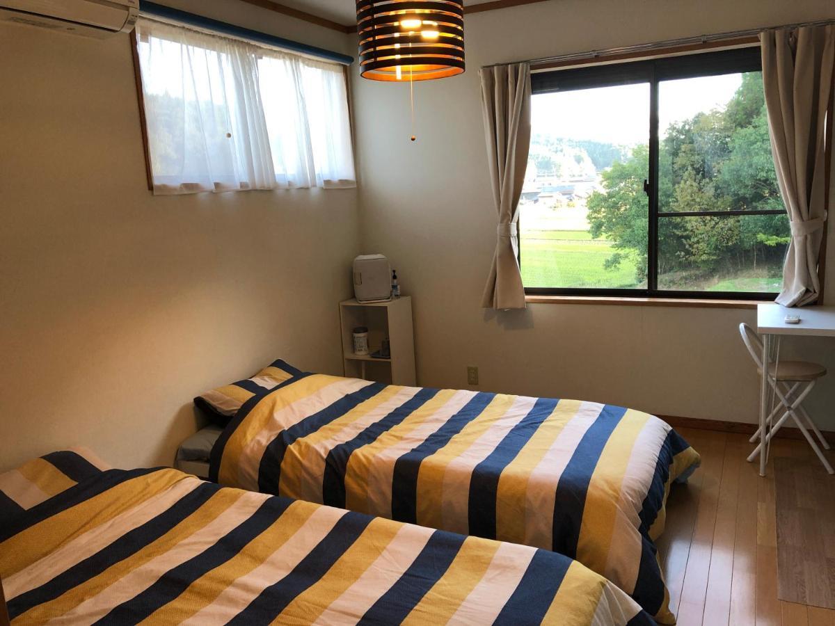 Share Creative&Bed Adonoan Pension Takeo Buitenkant foto