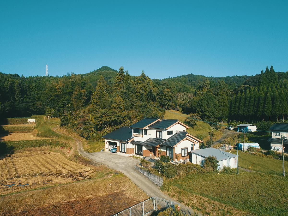 Share Creative&Bed Adonoan Pension Takeo Buitenkant foto